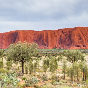 Ayers Rock Uluru Sunrise kultige Leinwand Druck Home Dekor Büro Dekor Australien Wohnzimmer Wand Kunst Reise biblisch geheimnisvoll