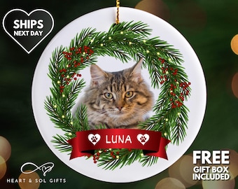 Personalized pet ornament, Custom cat christmas ornament, pet memorial keepsake, custom pet ornaments Christmas gift, Cat Wreath Ornament