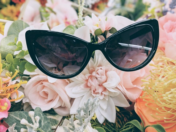 Lovely Cat Eye Black Sunglasses Lovely Cat Eye Black Sunglasses