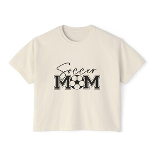 Soccer Mom Boxy Tee : t-shirt tendance en coton filé à l&#39;anneau