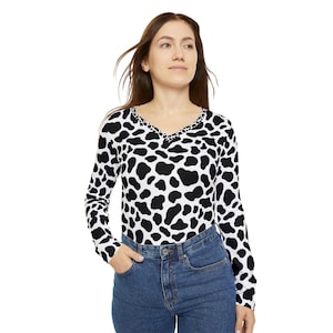 Cow Print Long Sleeve V-Neck Shirt: Trendy Women&#39;s Top