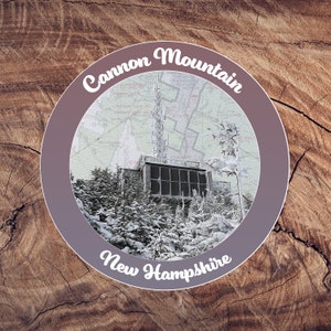 Cannon Mtn Sticker - Foto estilizada al óleo con mapa - White Mountains - New Hampshire