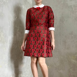 deadstock 60s style mod floral collared mini dress
