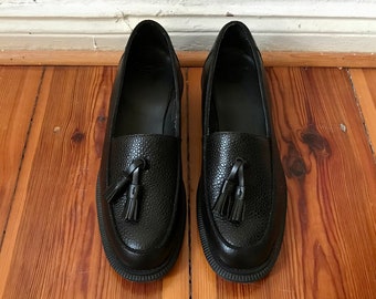 vintage Dr. Martens black leather loafers