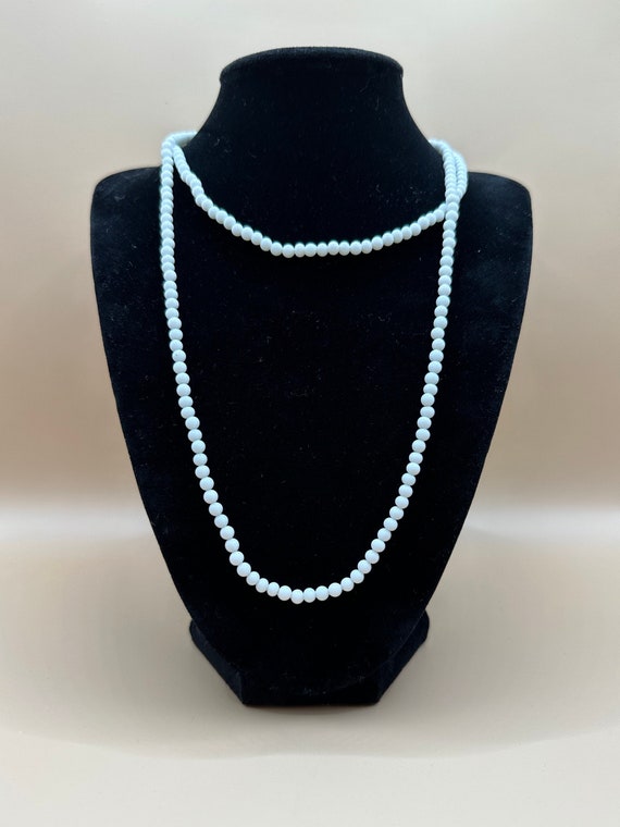 Vintage White/Milk Glass Beads Necklace Choker Bra