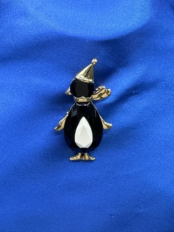 Vintage Art Deco Geometric Winter Holiday Penguin 