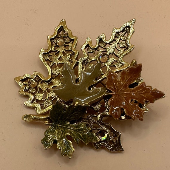 Vintage Gold Tone Red Green Brown Enamel Leaf Bro… - image 3
