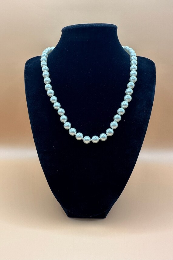 Vintage Bridal White Faux Pearls Hand Knotted Stri