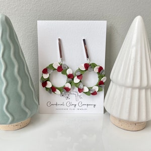 Christmas wreath dangle earring, polymer clay
