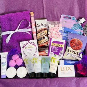 Spa and relaxation Pamper hamper Gift box for her Personalised gift Hug in a box gift Care package Spa gift for her Friend gift box