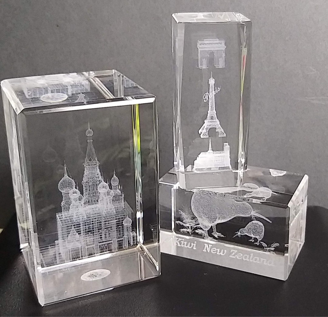 3D Etched Hologram Paperweight Laser Cut Glass Paper Press Decorative ...