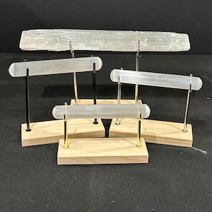 Supports pour bracelets espar en satin sélénite