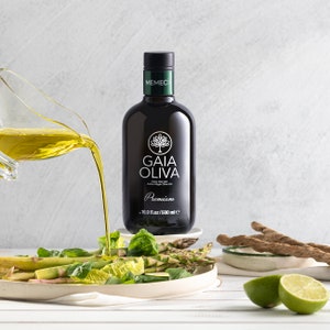 Gaia Oliva Extra Virgin Olive Oil, Early Harvest Cold Pressed, Premium, from Aegean Region (16.9 Fl Oz) Robust Fruity, Kosher,2023 Harvest