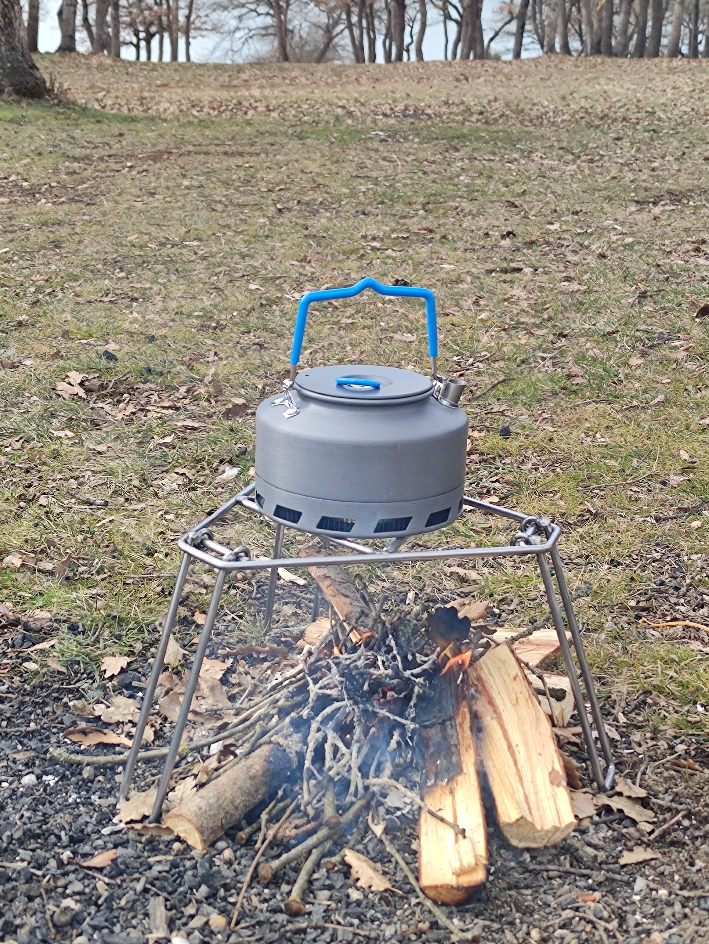 ファイヤーキング　ローフパン　アンバー　籐　トレイ　USA Portable Stainless Steel Campfire Cooking Stand: Cowboy Wok Mat - Etsy