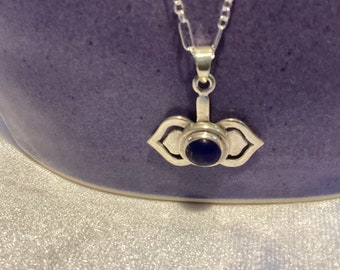 Pendant yoga charm