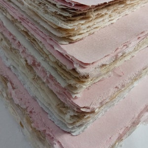 Carta di cotone fatta a mano con bordo frastagliato.. suite per matrimonio, inviti, menù, segnaposto, cartellini. A6, A5, 5x7, 4x8, 3,5 x4,5 A4, 6x6. Bianco, avorio