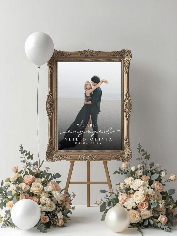 Photo Engagement Announcement Digital | Elegant Wedding Engagement Social Media Post | Editable Canva Template | Romantic Floral Frame