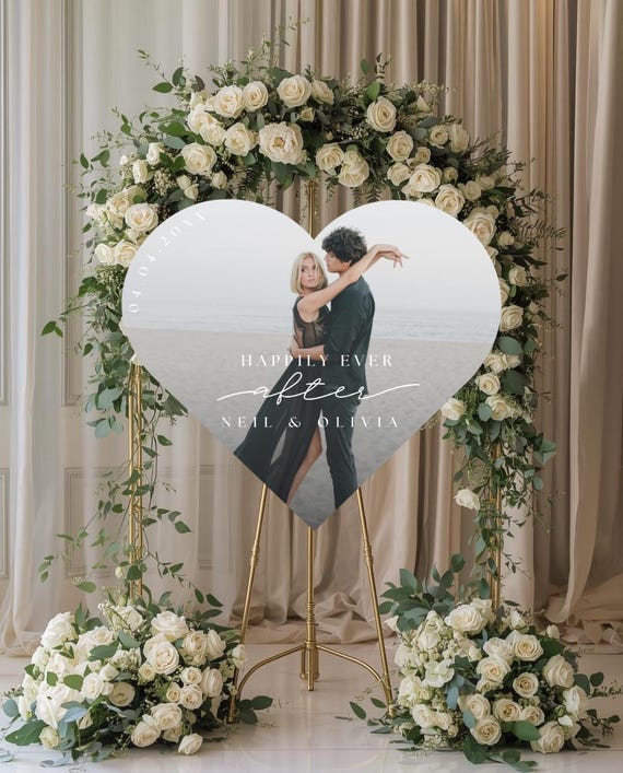 Heart Shaped Photo Welcome Sign, Custom Event Entrance Sign, Personalized Wedding Birthday Baby Shower Anniversary Party Decor