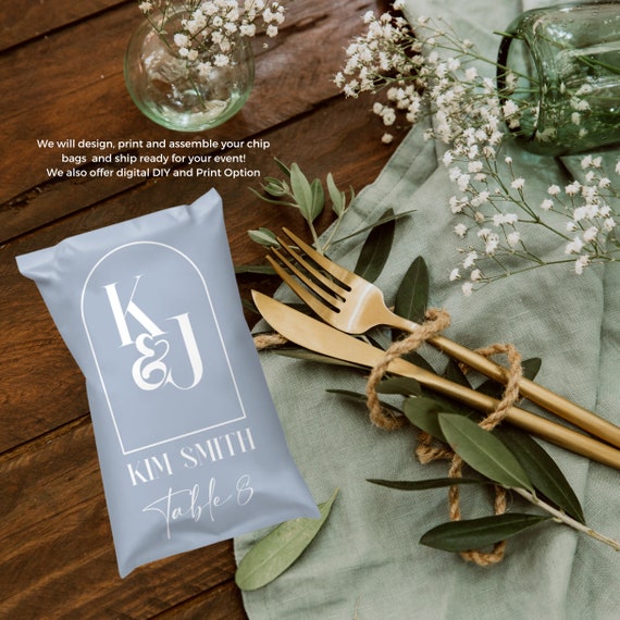 Custom Wedding Chip Bags - Personalized Guest & Table Number Favors - Monogrammed Wedding Favor Bags - Unique Wedding Snack Bags