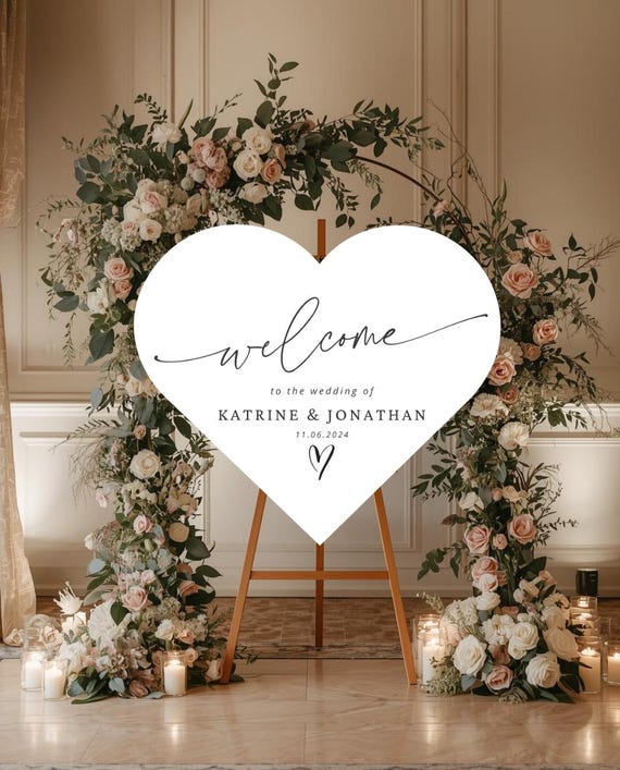 Heart Shaped Wedding Welcome Sign, Bride & Groom Name Date Sign, Black and White Elegant Minimalist Wedding Decor, Reception Entrance Sign