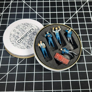 Mechanic Crew 1 Blue 1:64 Scale Handpainted Figure Set