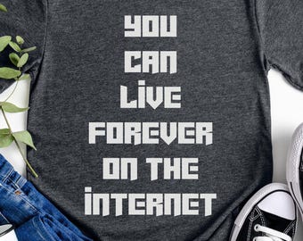 Sie können für immer im Internet-T-Shirt leben, schrulliges T-Shirt für Männer Frauen, Webcore-Ästhetik-T-Shirt, Unsterblichkeitsgeschenk, philosophisch, Sisyphus