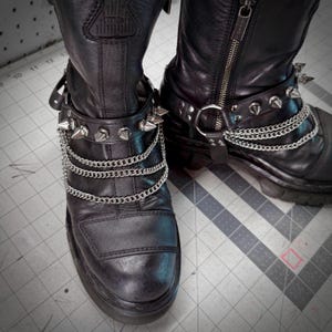 BykeTyre Boot Straps UPGRADED V 2.0 (Silver spikes and chains)