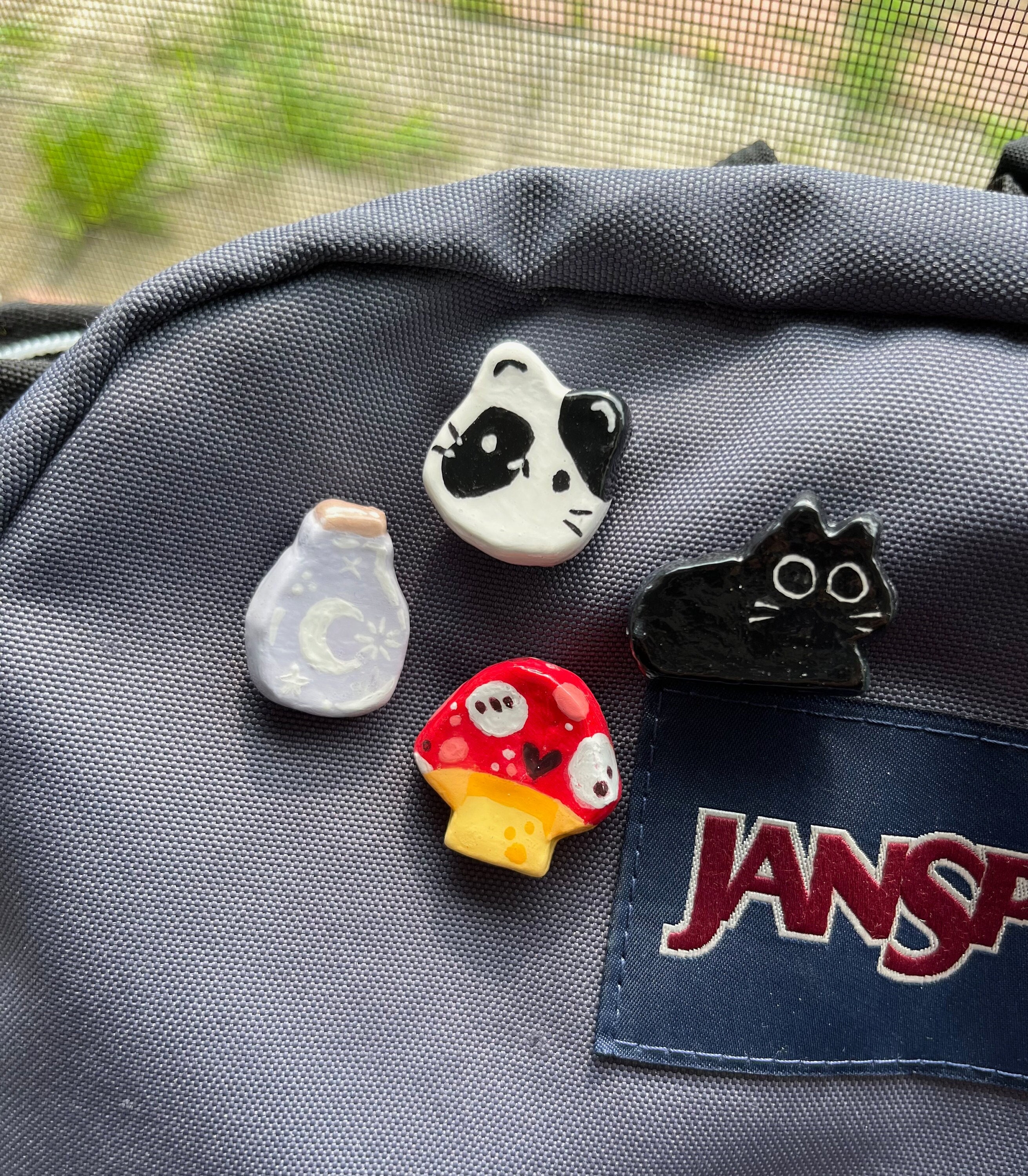 4 Pack Kawaii Pins, Backpack Aesthetic Pins, Cute Enamel Pins, Animal  Backpack Pins Cute Pins, Small Black Cat Skateboarding Cool And Handsome  Shape B