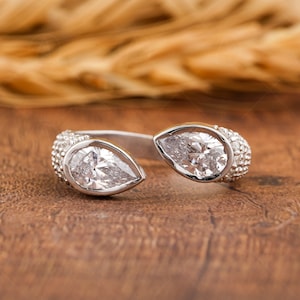 Vintage Toi Et Moi Ring, Bezel Set Pear Shaped Ring, Open Moissanite Ring, Teardrop Engagement Ring, Womens Micro Pave Ring, 14K Gold Ring