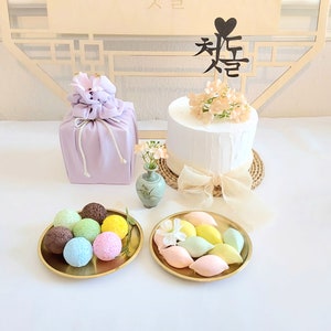 Dohl table decoration dish and  baek il decoration dohl table set 100days  백일 돌상 doljanchi  tradtional korean dolparty gold dish gold plate