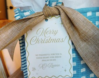 Editable Scalloped 'Merry Christmas' Gift Tags Template: Canva Design (Instant Download)