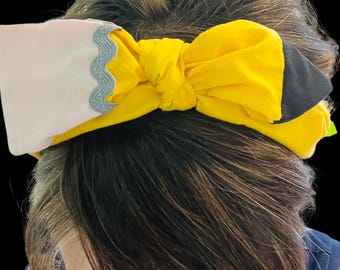 Diadema amarilla con lazo de lápiz: diadema de tela anudada