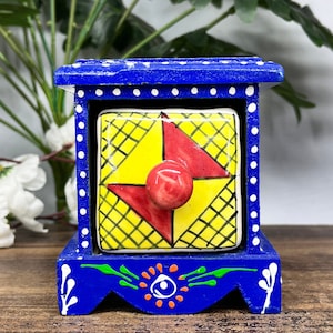 Handgefertigte Gewürzbox aus Holz | Handbemalte Keramik Schublade, indisches Dekor