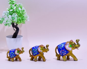Handmade Decorative Indian Elephant Statue Set, Antique Hand-Painted Elephant Sculptures for Home Decor, Set of 3 Elegant Figurines