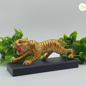 Handmade Indian Decorative Tiger Sculpture on Base – Elegant Tiger Figurine | Home Decor & Corporate Gift