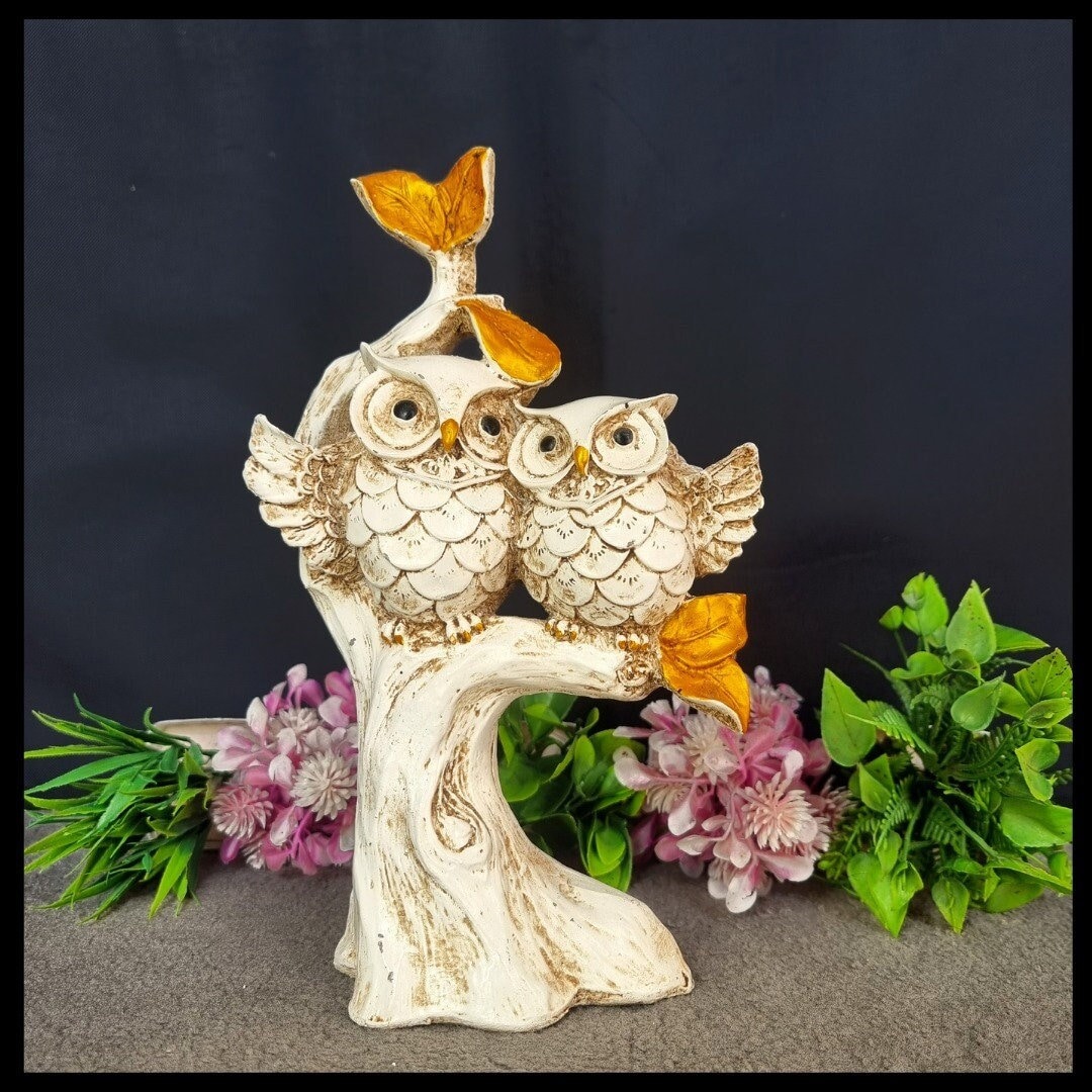 Hand-Painted Vintage Owl Pair – White Resin Figurines for Elegant Indian Home Décor