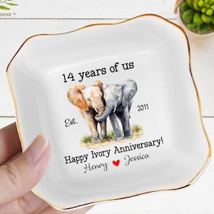 14th Ivory anniversary Ring Dish,Personalized 14th Wedding Anniversary Gift,Mr and Mrs Jewelry Dish, Gift for her, 14th Gift,Engagement Gift