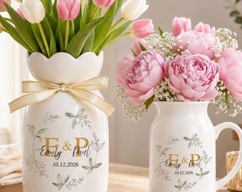 Custom Engagement Gifts Flower Vase, Wedding Vase Gift, Just Married Mr & Mrs Wedding Gift, Engagement Gift for Couple, Anniversary Keepsake