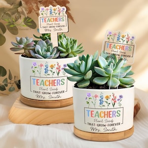Personalized Appreciation Teacher Plant Pot, Flower Pot For Teacher, Gift for Teacher, Thank You For Helping Me Grow, Custom Plant Pot Gifts