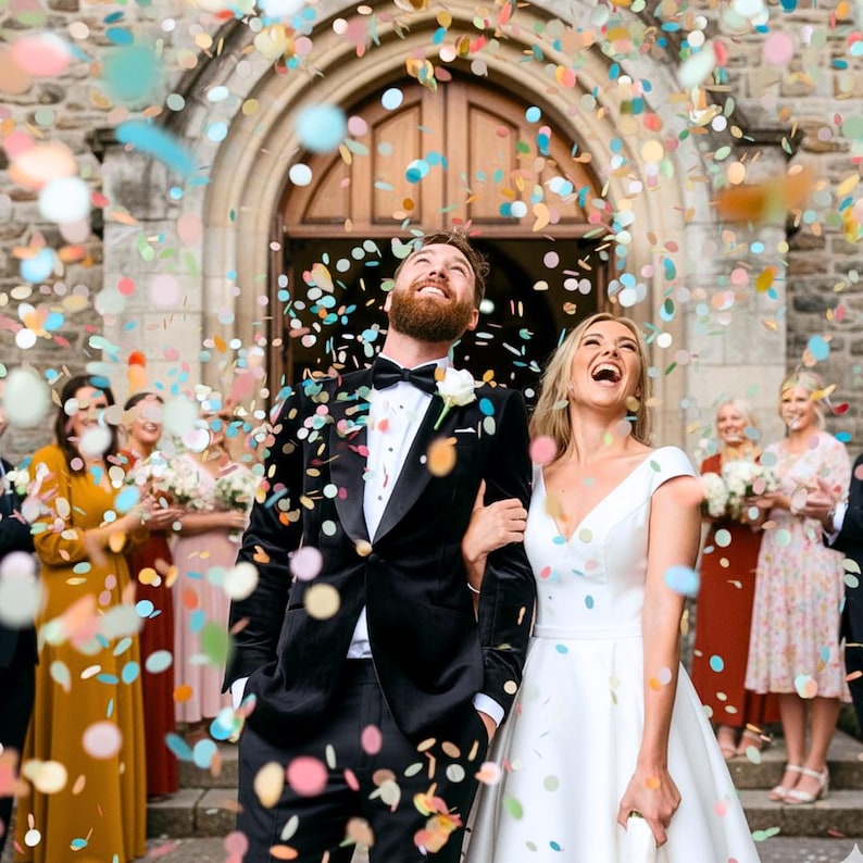 Regenbogen Reispapier Konfetti | Biologisch abbaubare wasserlösliche Hochzeit Toss | Umweltfreundliche bunte Konfetti Schütte Bild 1