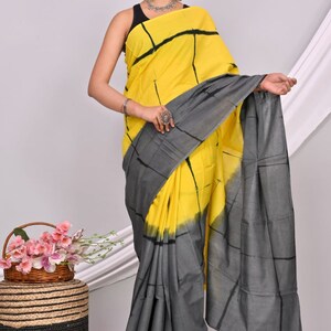 Indische Frauen tragen Handblock Bagru Print Baumwolle Saree / Sari Baumwolle Saree mit Bluse Gedruckte Saree Geschenke für Mütter Schwester und Liebe einmal Bild 9