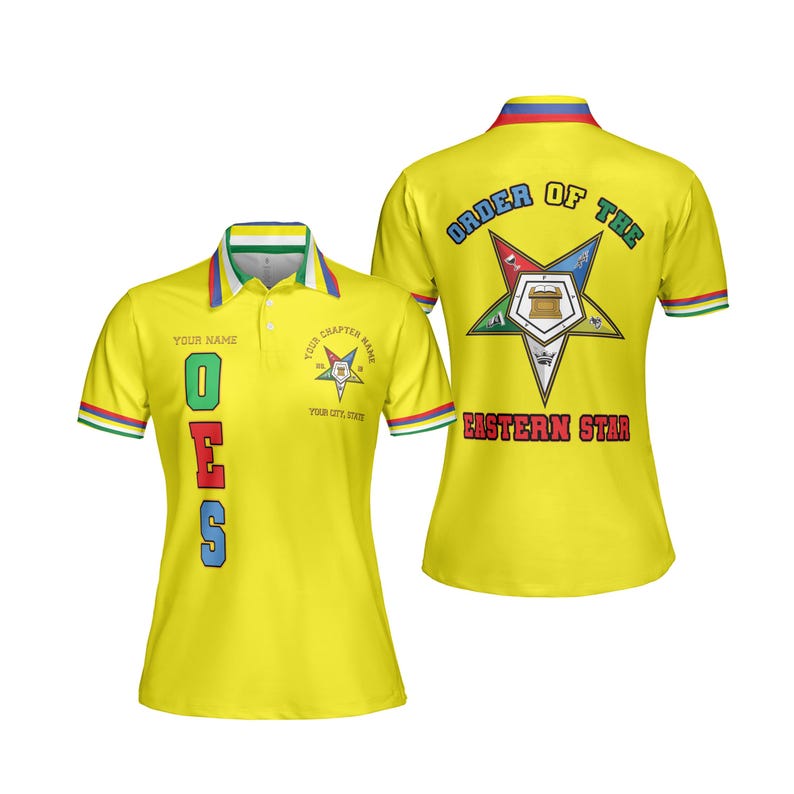 Puede incluir: Dos polos amarillos con el texto "OES" verticalmente en la parte delantera. Las camisas tienen un cuello y ribetes de manga multicolores. La parte trasera de una camisa muestra "ORDER OF THE EASTERN STAR" con un emblema de estrella.