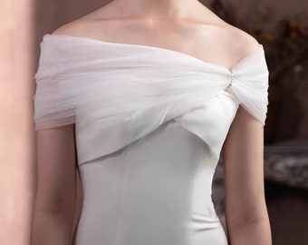 Châle minimaliste ivoire à épaules dénudées/tulle châle de mariage/couvrir les bras/châles de mariée/accessoires de robe de mariée/articles de mariage