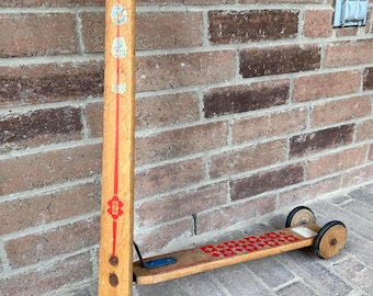 Patinete de madera vintage - Juguete primitivo de mediados de siglo - Decoración rústica para habitación infantil