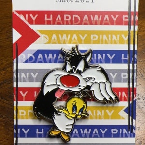 Sylvester and Tweety pin
