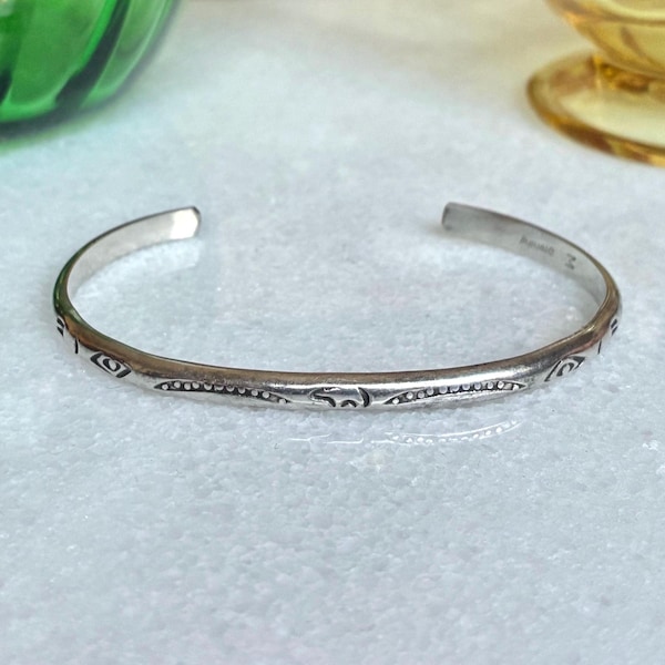 Vintage Native American Navajo Bear Sterling Silver Skinny Cuff Bracelet - Marked M Sterling - 2.4 Inch - 8.1 g