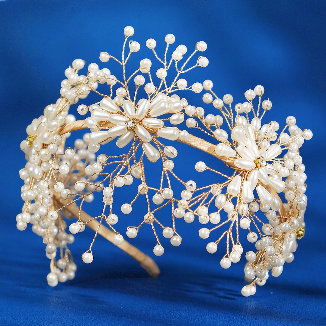 White Pearls Headband for Bride, Gold Bridal Headband With White Pearls