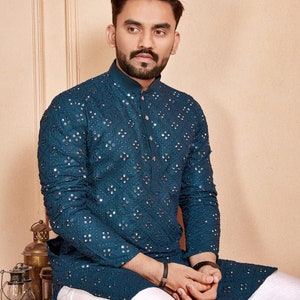 100% pure Georgette-spiegelwerk geborduurde Kurta-pyjama voor mannen Indiase Kurta-pyjama voor functies Designer Kurta - pauwkleur