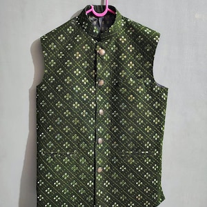 Men&#39;s Mehndi Green Georgette Nehru Jacket: Mirror Work Embroidery Vest