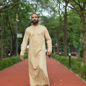 Handmade Beige Cotton Mens Emirati Thobe Jubba